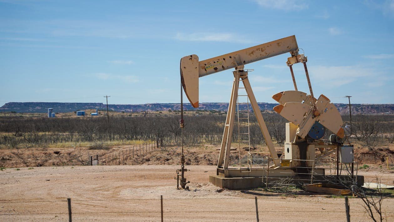 a-pumpjack-extracting-oil-out-of-an-oil-well
